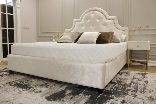 Cama Isabella
